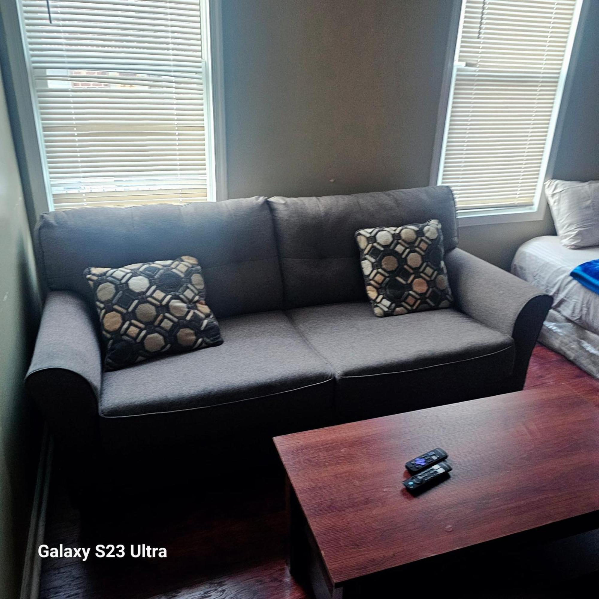 Divine Villa & Resorts Guest House - 283 Lehigh Ave Newark Extérieur photo