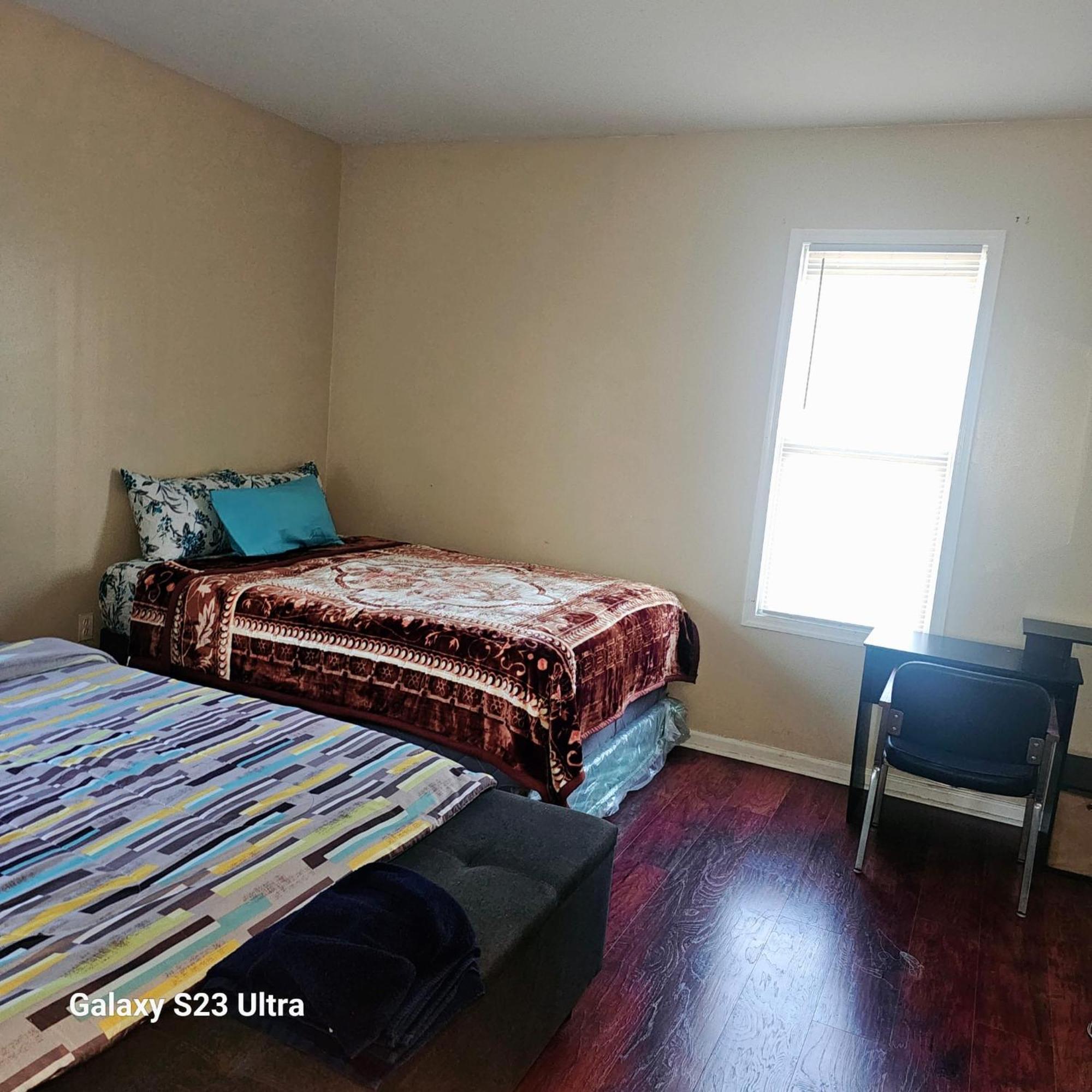 Divine Villa & Resorts Guest House - 283 Lehigh Ave Newark Extérieur photo