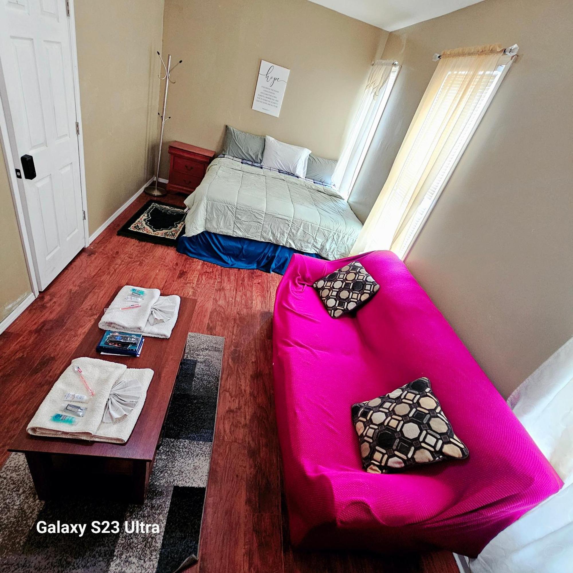 Divine Villa & Resorts Guest House - 283 Lehigh Ave Newark Extérieur photo